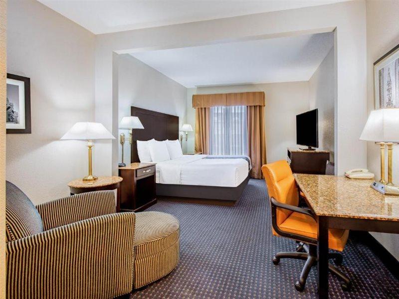 La Quinta By Wyndham Mt. Laurel - Philadelphia Hotel Mount Laurel Eksteriør billede