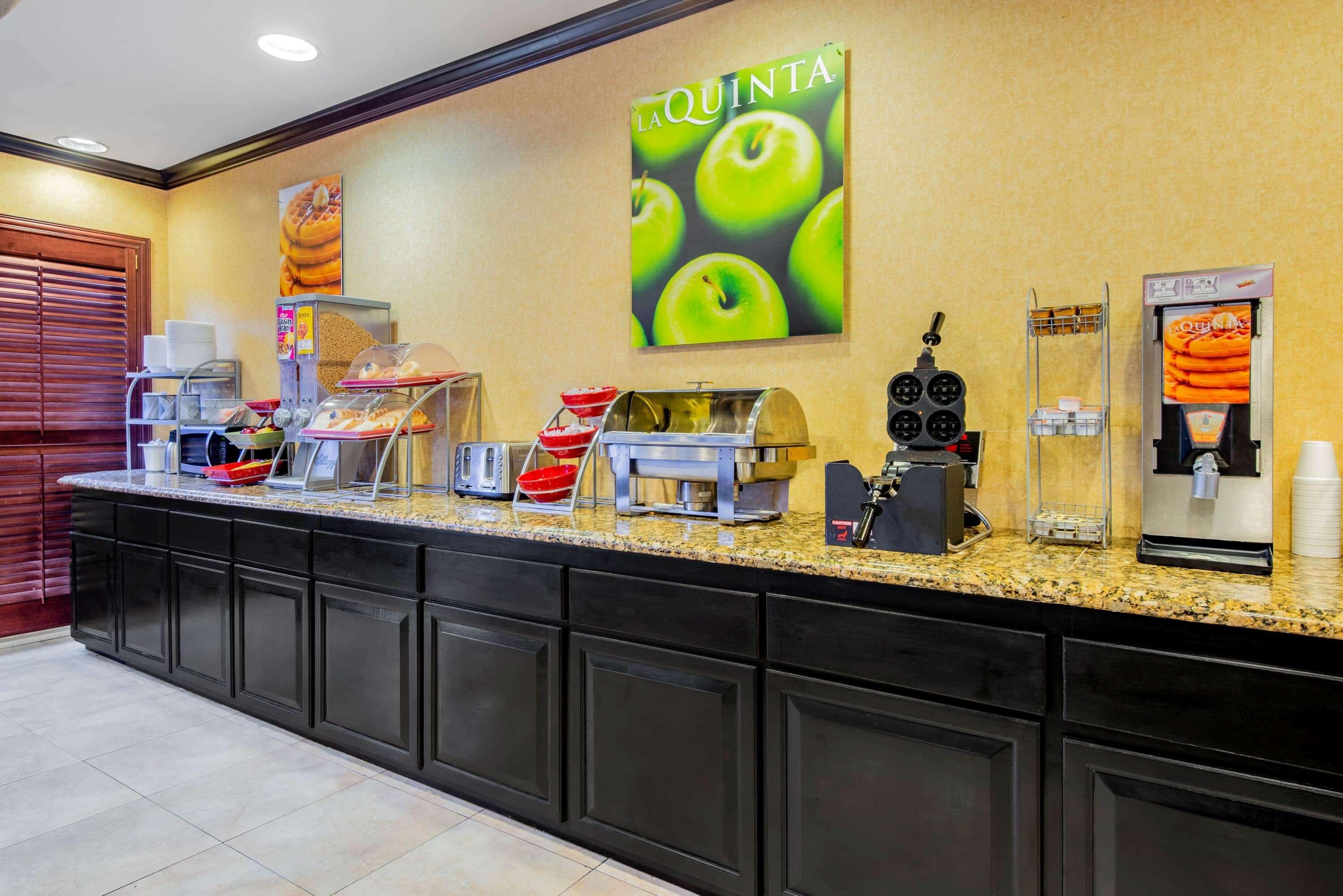 La Quinta By Wyndham Mt. Laurel - Philadelphia Hotel Mount Laurel Eksteriør billede